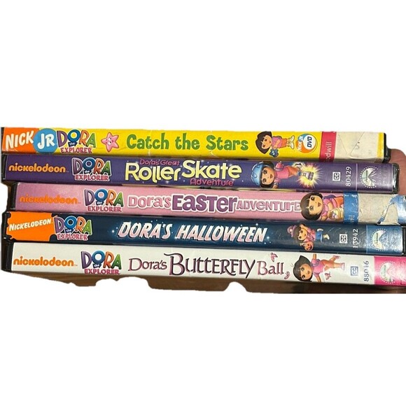 Dora the Explorer DVD Lot of 5 – Halloween, Easter, Roller Skate, Catch - Picture 1 of 6